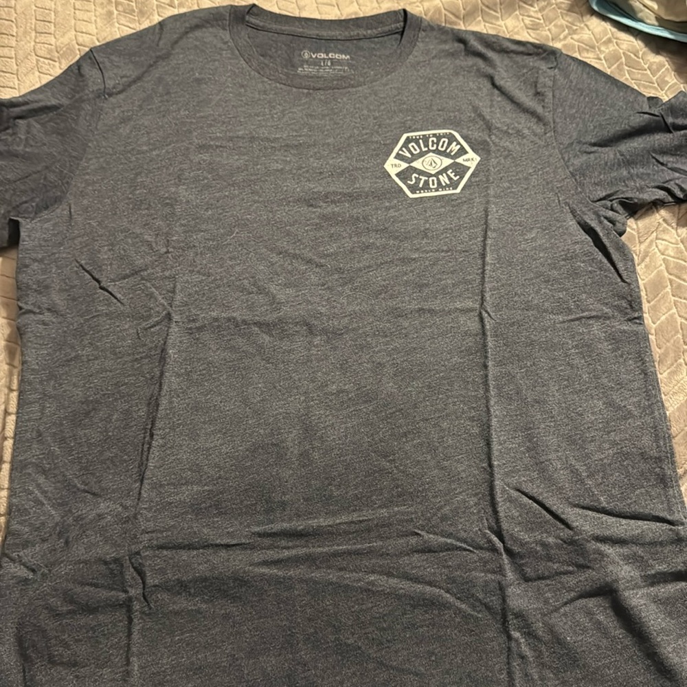 Volcom navy blue T-shirt size large